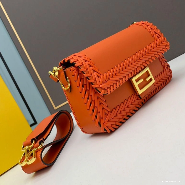 Affordable Orange Baguette Fendi Leather Stitching Medium In Bag 0822